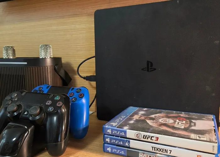 Near Moa & Naia - For 6, Wi-fi, Ps4, Netflix Appartement