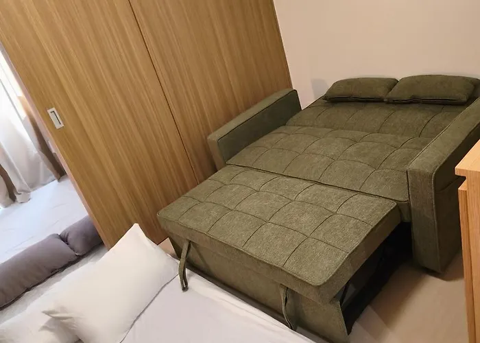 Near Moa & Naia - For 6, Wi-fi, Ps4, Netflix * Manille