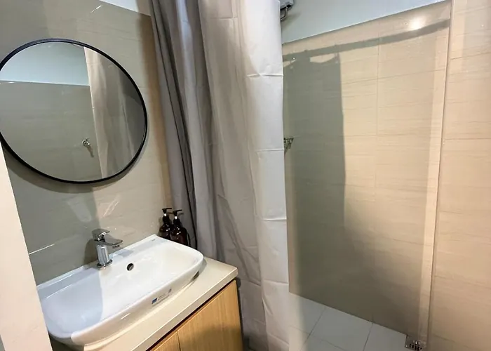 Near Moa & Naia - For 6, Wi-fi, Ps4, Netflix *