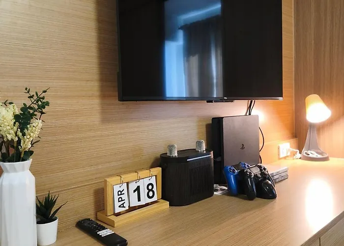 Near Moa & Naia - For 6, Wi-fi, Ps4, Netflix Appartement Manille