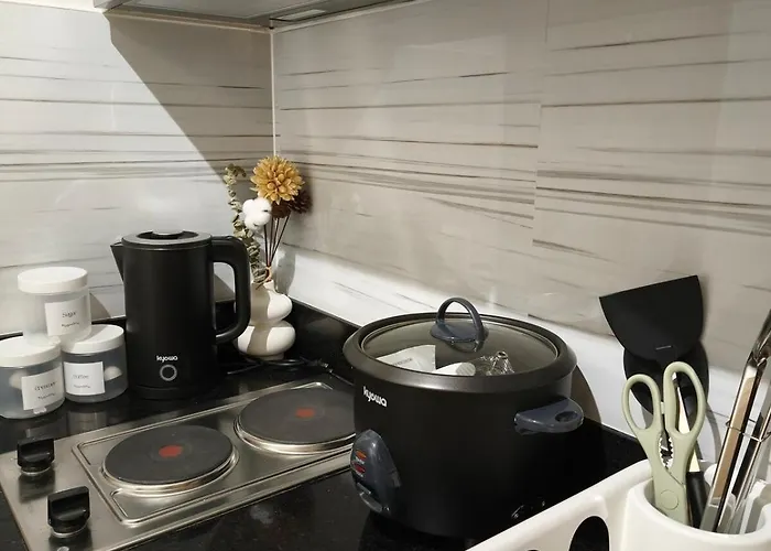 Near Moa & Naia - For 6, Wi-fi, Ps4, Netflix Appartement *