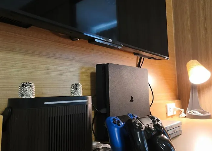 Near Moa & Naia - For 6, Wi-fi, Ps4, Netflix Appartement