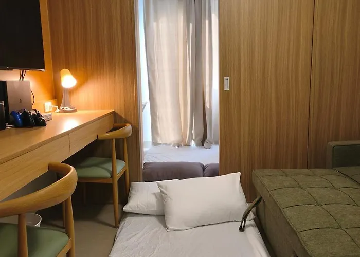 Near Moa & Naia - For 6, Wi-fi, Ps4, Netflix Appartement Manille